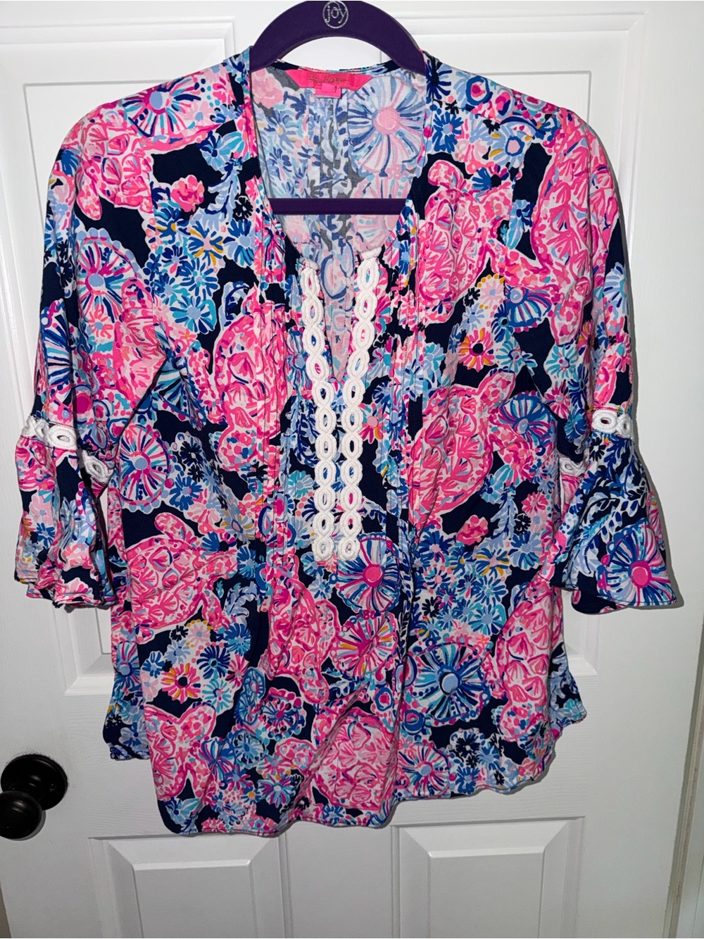 Lilly Pulitzer Hollie Tunic Top Flounce Sleeve Blooming Blue Pink Med MSRP $128 - Picture 3 of 10